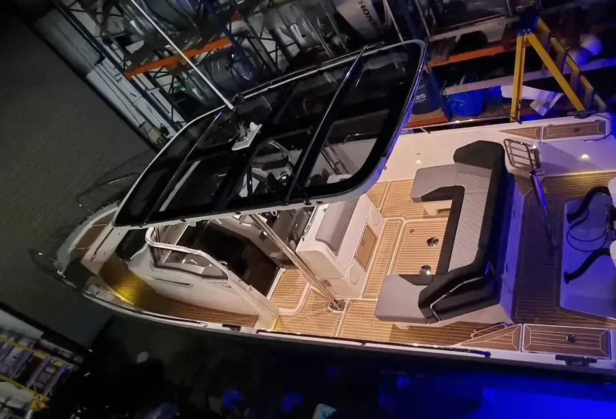 Thumbnail von Nimbus T9