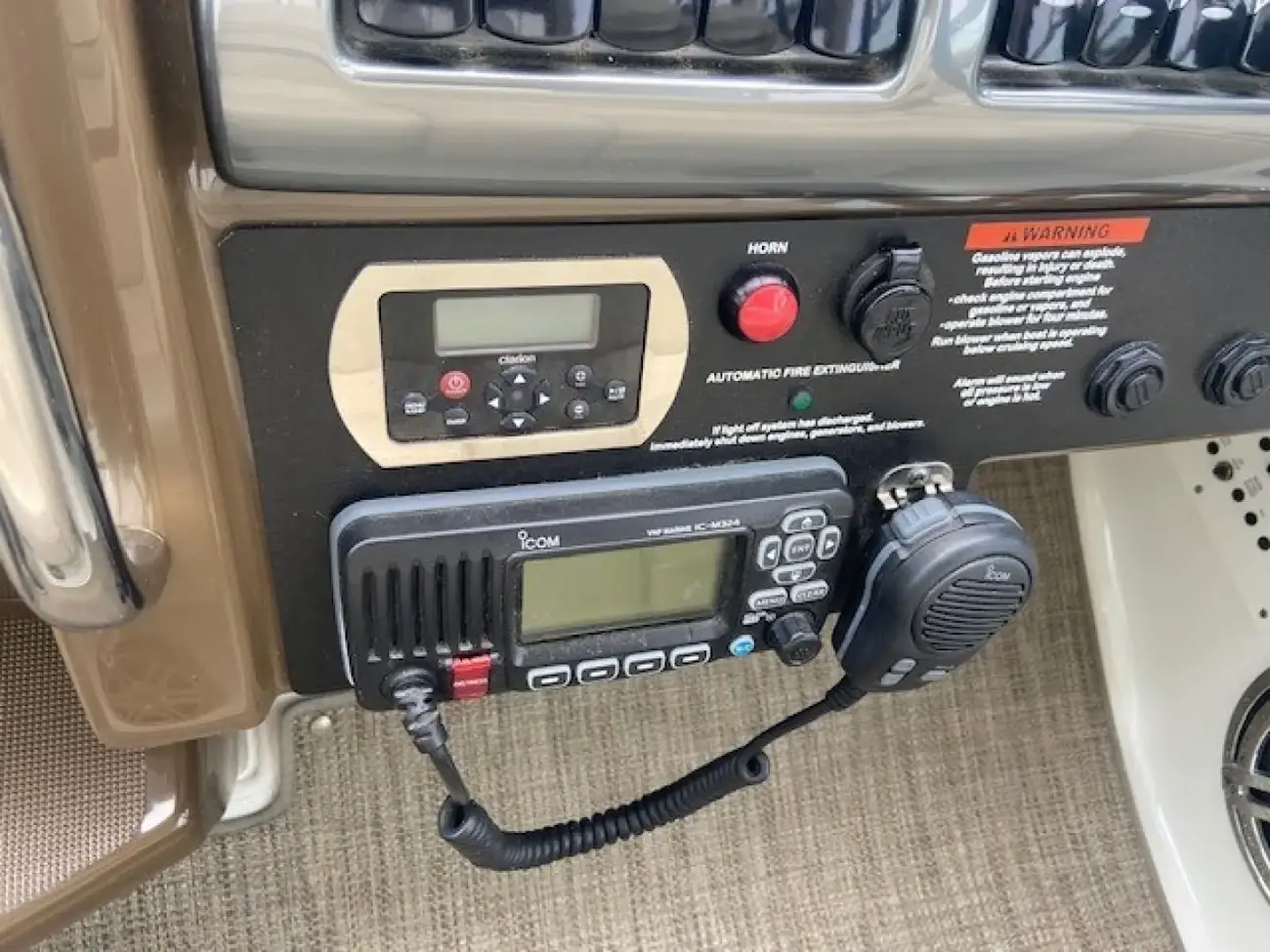 Thumbnail von Formula 350 Crossover Bowrider