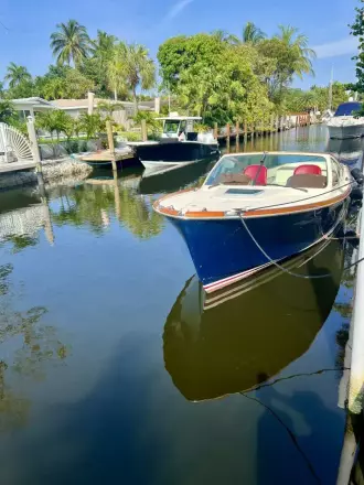 Hinckley Talaria 29 R LE TI