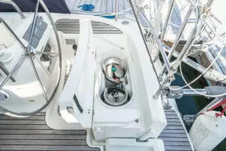 Thumbnail von Jeanneau Sun Odyssey 43 Kai Quest