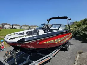 Scarab Boats 255 ID