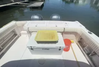 Thumbnail von Grady White Express 330 BrayKin