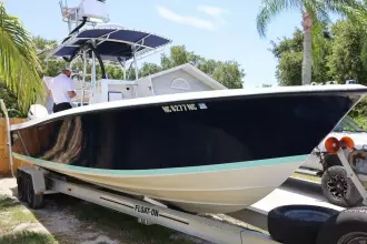 Thumbnail von Contender 27 Open Late Fees