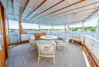 Thumbnail von Trumpy 	Fantail Houseboat BERNADETTE