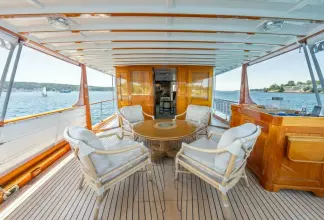 Thumbnail von Trumpy 	Fantail Houseboat BERNADETTE