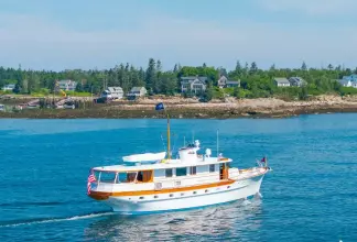 Thumbnail von Trumpy 	Fantail Houseboat BERNADETTE