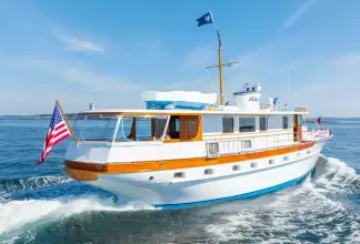 Thumbnail von Trumpy 	Fantail Houseboat BERNADETTE