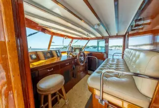 Thumbnail von Trumpy 	Fantail Houseboat BERNADETTE