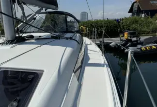 Thumbnail von Jeanneau Sun Odyssey 380 Nanuku