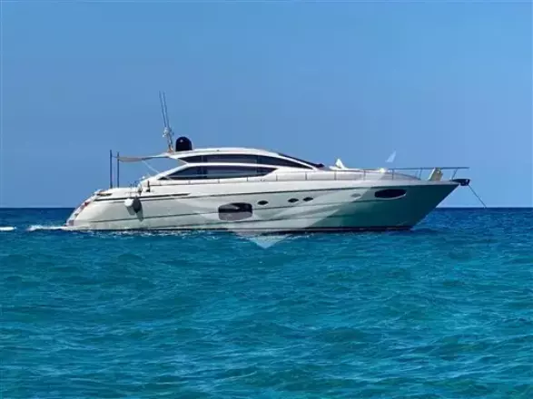 Pershing 62