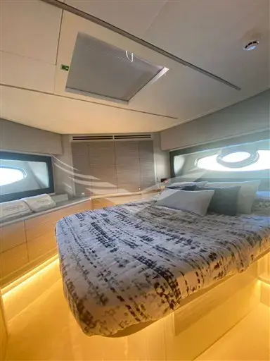 Thumbnail von Pershing 62