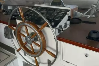 Thumbnail von Huckins Linwood ELUSIVE