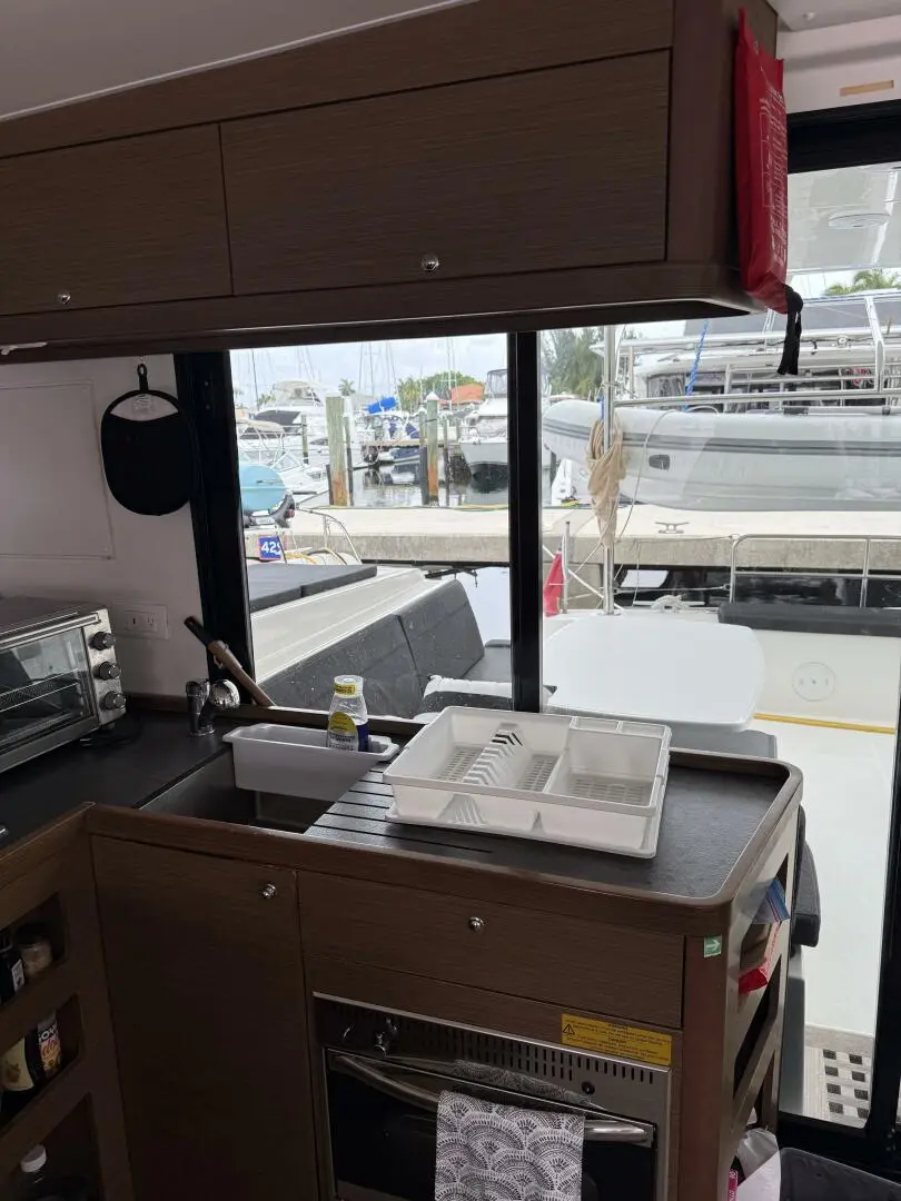 Thumbnail von Lagoon 42 JELLIBLU