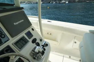 Thumbnail von Boston Whaler 370 Outrage EXPLORER II