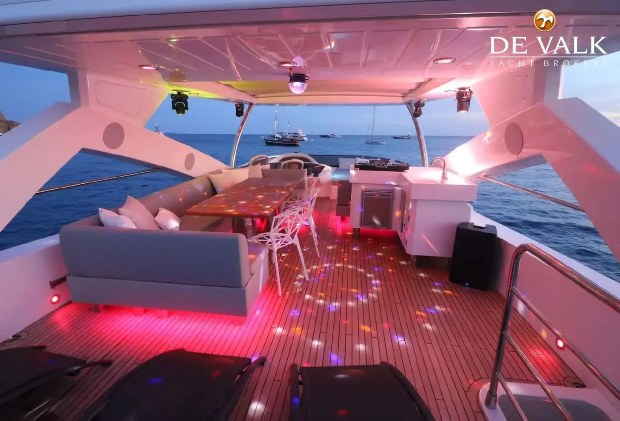 Thumbnail von Sunseeker 86 Yacht