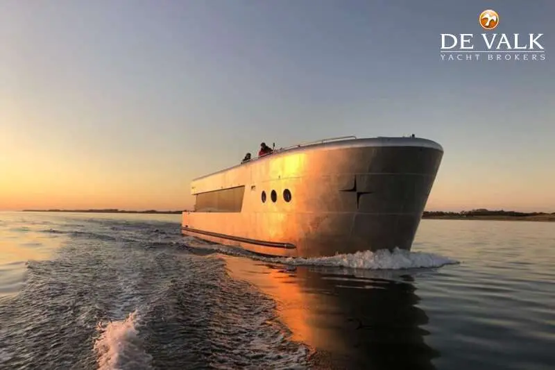 Qrooz Floating Appartment