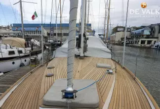 Thumbnail von Laurent Giles 16,45