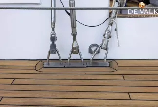 Thumbnail von Laurent Giles 16,45