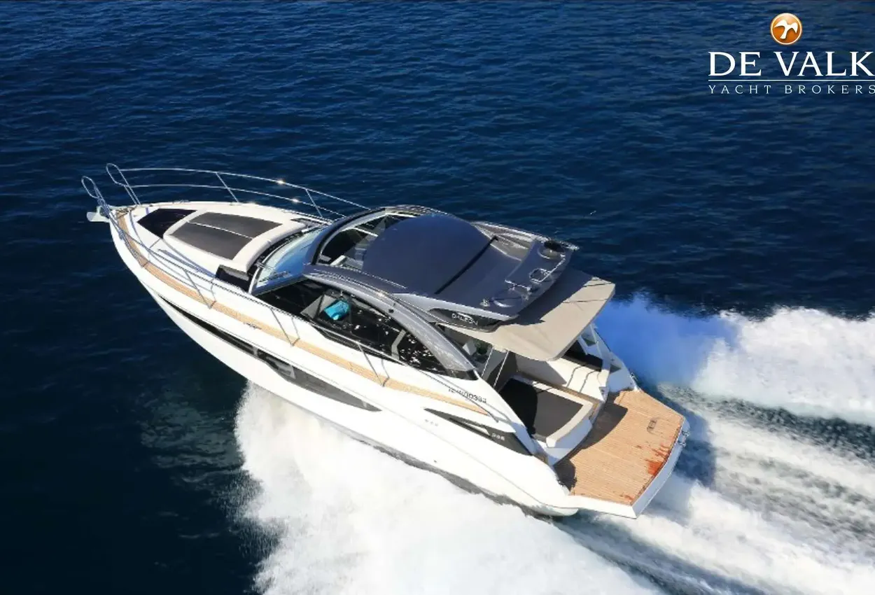 Thumbnail von Galeon 335 HTS