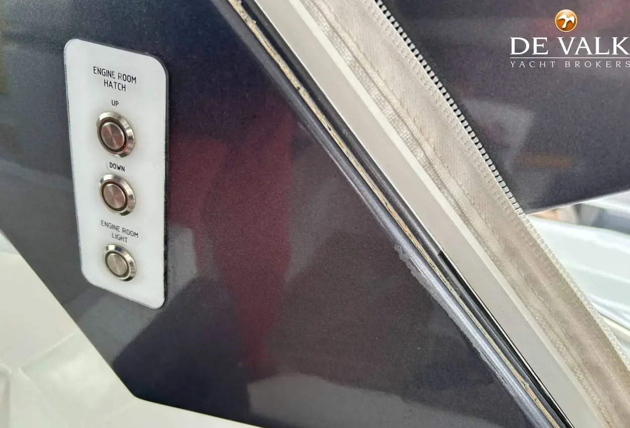 Thumbnail von Galeon 335 HTS