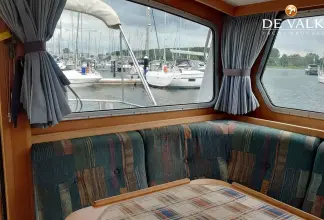 Thumbnail von Pilot 44