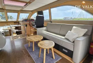 Thumbnail von Van Den Hoven Executive 1700