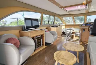 Thumbnail von Van Den Hoven Executive 1700