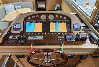 Thumbnail von Van Den Hoven Executive 1700