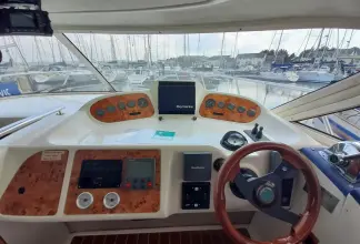 Thumbnail von Sealine F37 Moira