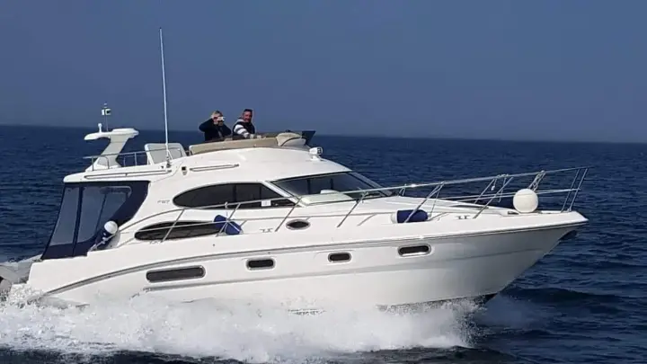Sealine F37 Just Kate