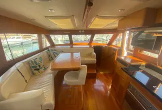 Thumbnail von Trader 42 Kukup Lady