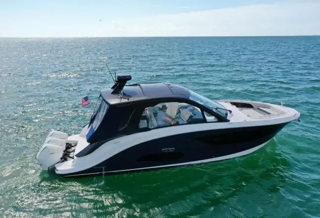 Sea Ray 400 SEDAN BRIDGE
