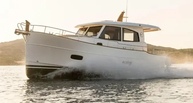 Sasga Yachts Menorquin 35 HT