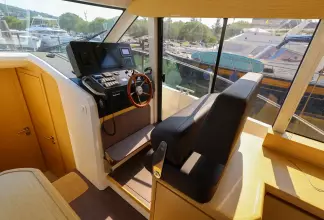 Thumbnail von Greenline 39 Hybrid Lilium