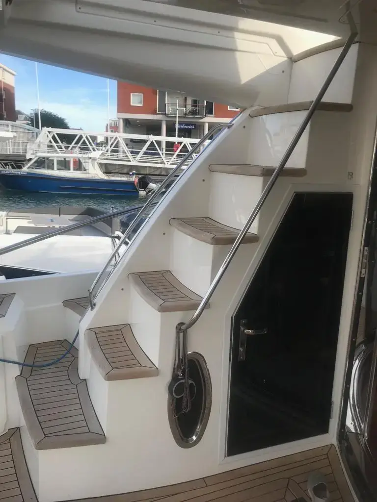 Thumbnail von Sealine T60 LILLY B