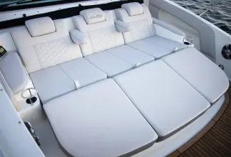 Thumbnail von Sea Ray 320 Sundancer Außenborder