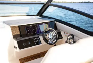 Thumbnail von Sea Ray 320 Sundancer Außenborder