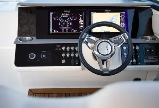 Thumbnail von Sea Ray 320 Sundancer Außenborder
