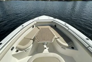 Thumbnail von Boston Whaler 350 Outrage T/T HANNAH