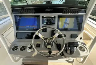 Thumbnail von Boston Whaler 350 Outrage T/T HANNAH