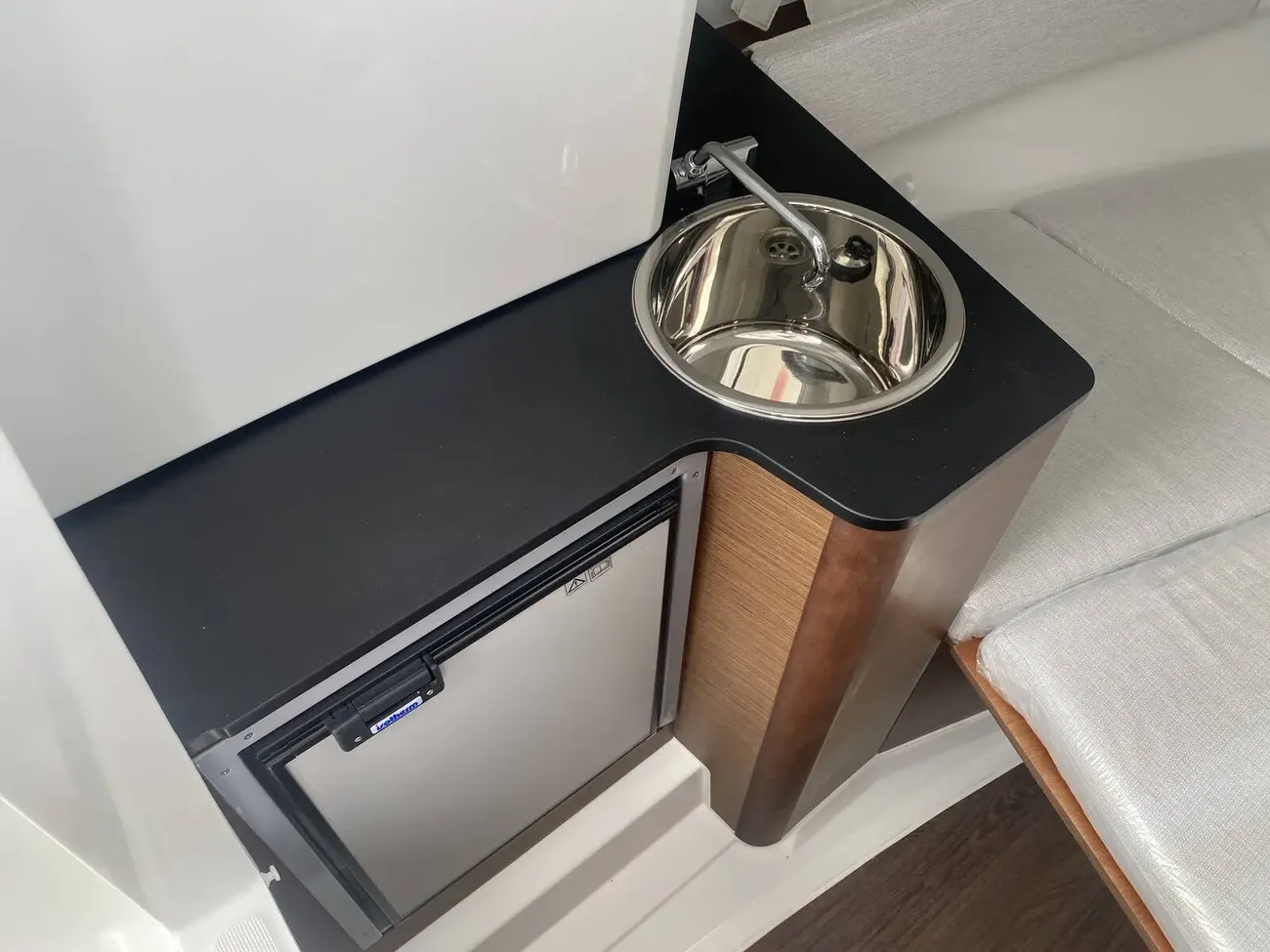 Thumbnail von Jeanneau Cap Camarat 7.5 S3