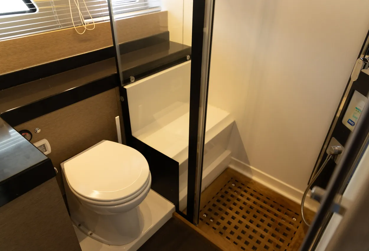 Thumbnail von Prestige 560