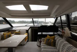 Thumbnail von Prestige 560