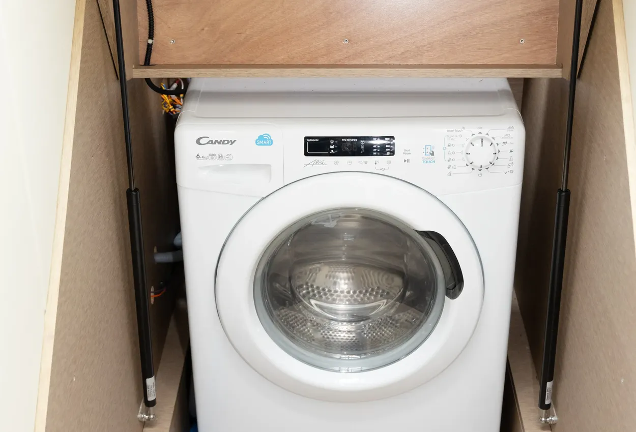 Thumbnail von Prestige 560