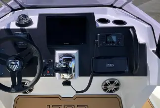 Thumbnail von Iron Boats 827 T-Top