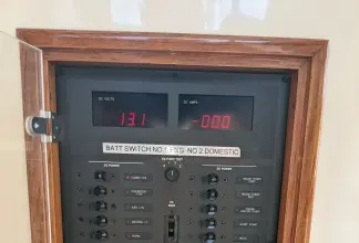 Thumbnail von Hinckley Picnic Boat 36 Bubbles