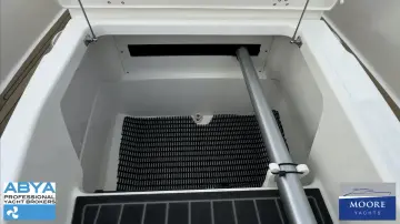 Thumbnail von Boston Whaler 220 Dauntless