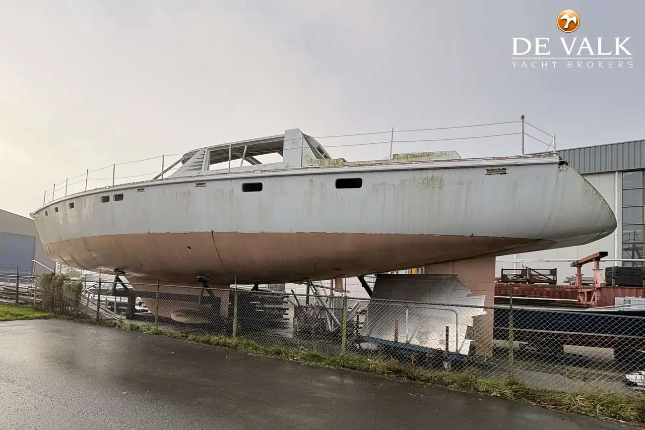 Thumbnail von Trintella 82AD hull