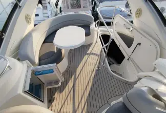 Thumbnail von Meridian 341 Sedan