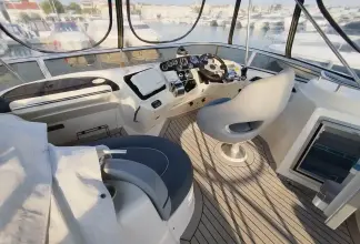 Thumbnail von Meridian 341 Sedan